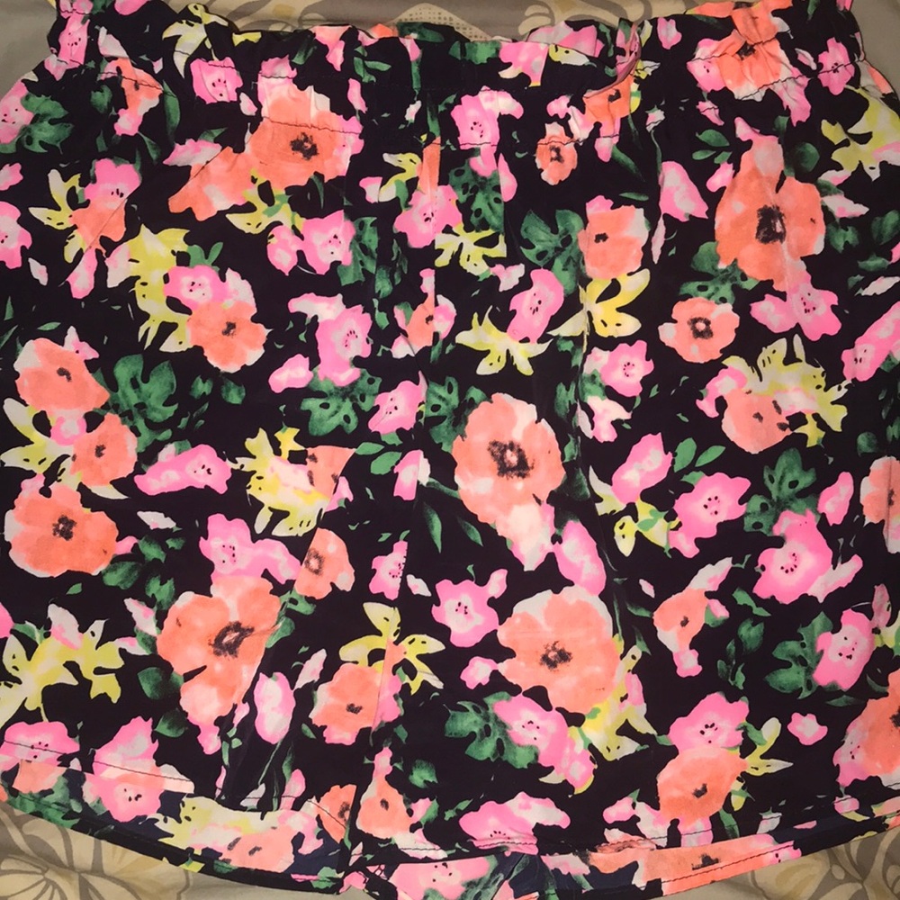 Flowered shorts